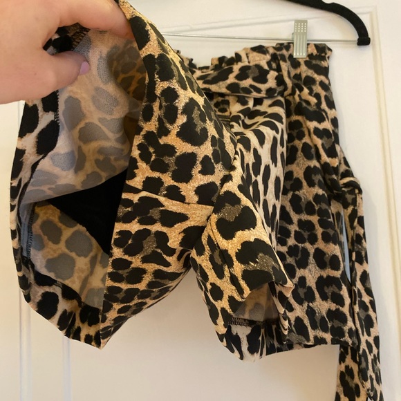 Zara Cheetah High Waisted Shorts - Picture 7 of 9
